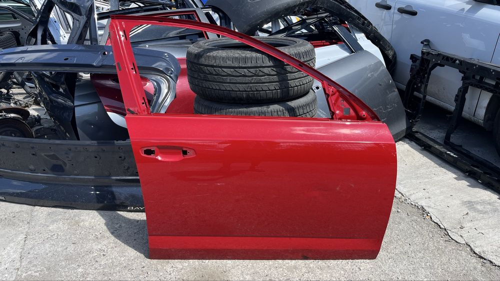 Предна дясна врата Skoda Octavia 2015-