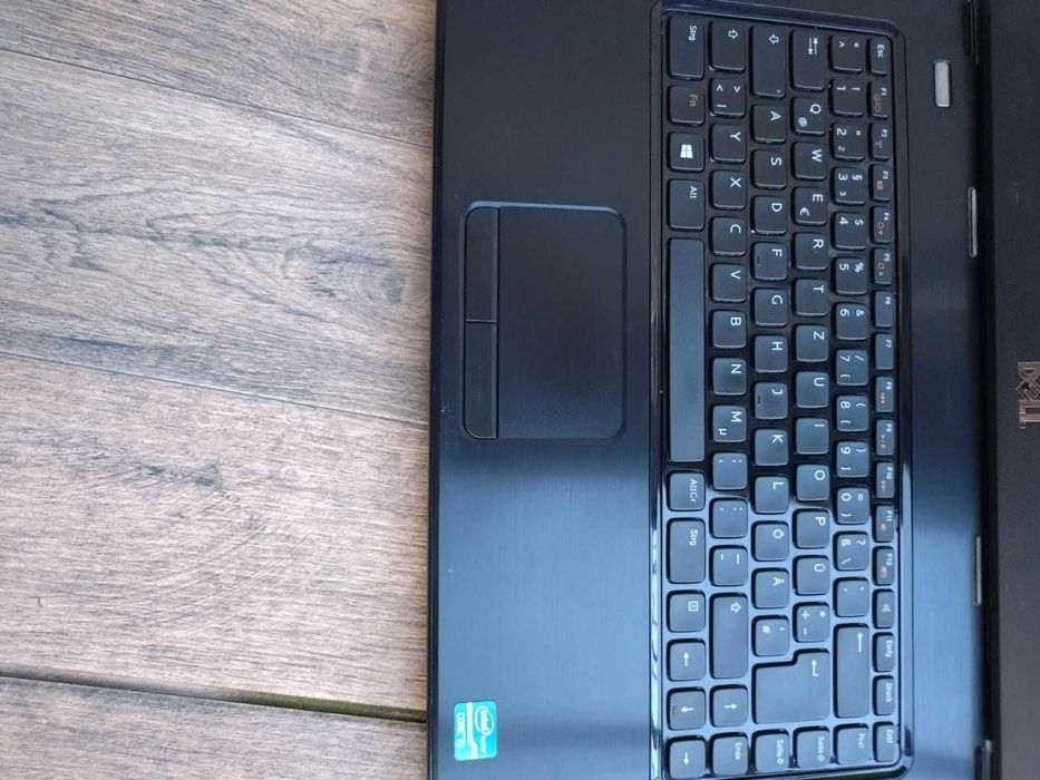 Dell 3520 cu procesor i5 3210m