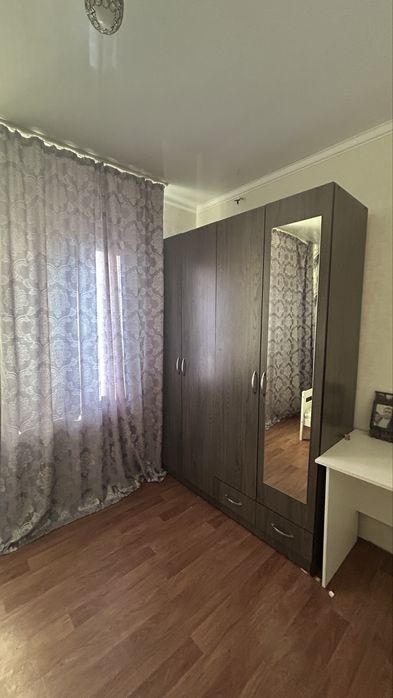 Продам квартиру в деревянном доме на втором этаже.