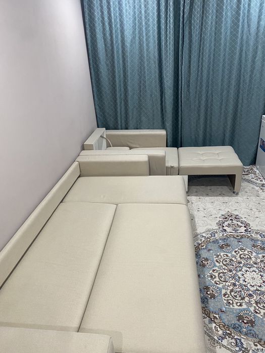 Продается угловой Диван+Кресло.