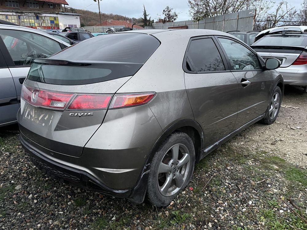 Honda Civik 1.8 i-vtec 140кс 2007г На Части