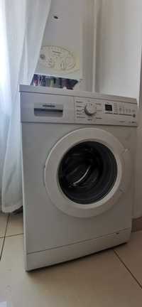 Vând mașină de spălat automată SIEMENS