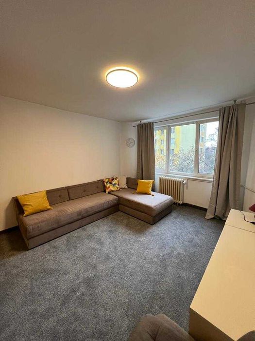 Proprietar - vând apartament 1 cameră situat ultracentral