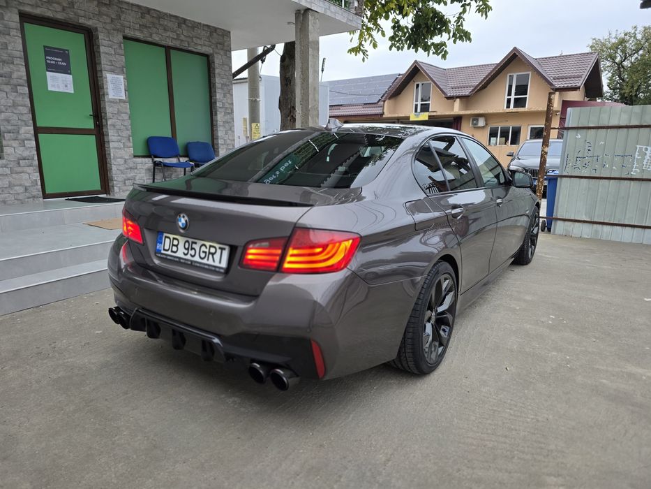 BMW F10 3.0  Paket M G30