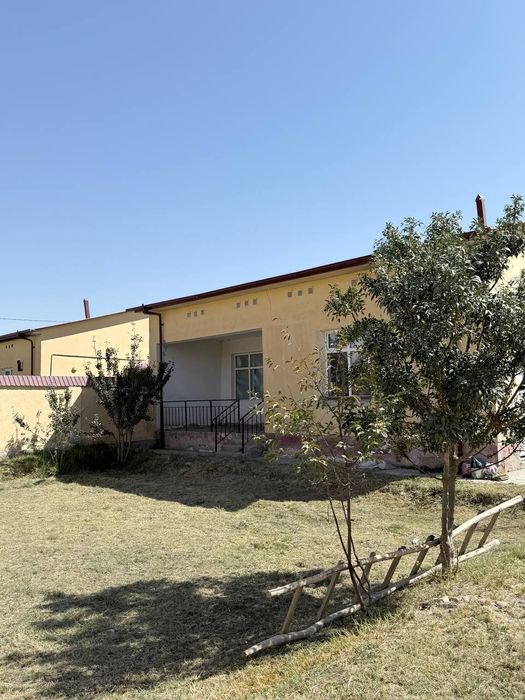 Navbahor tumani 6 sotihli uy sotiladi