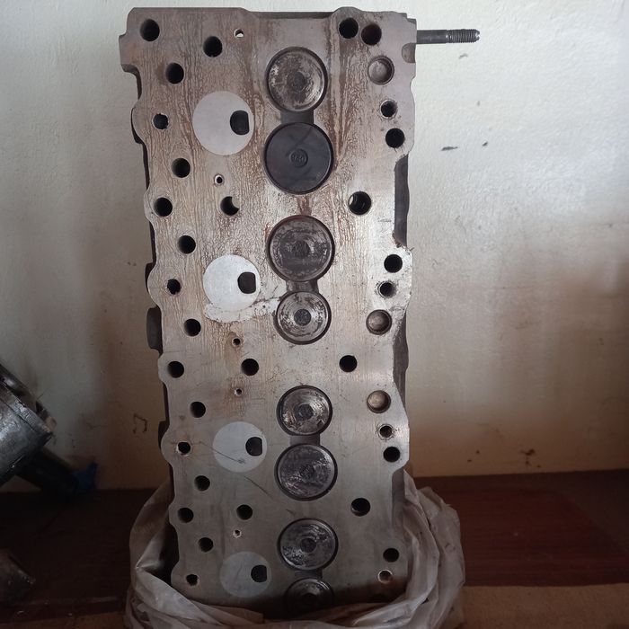 Продам головку на ТСМ Исудзи