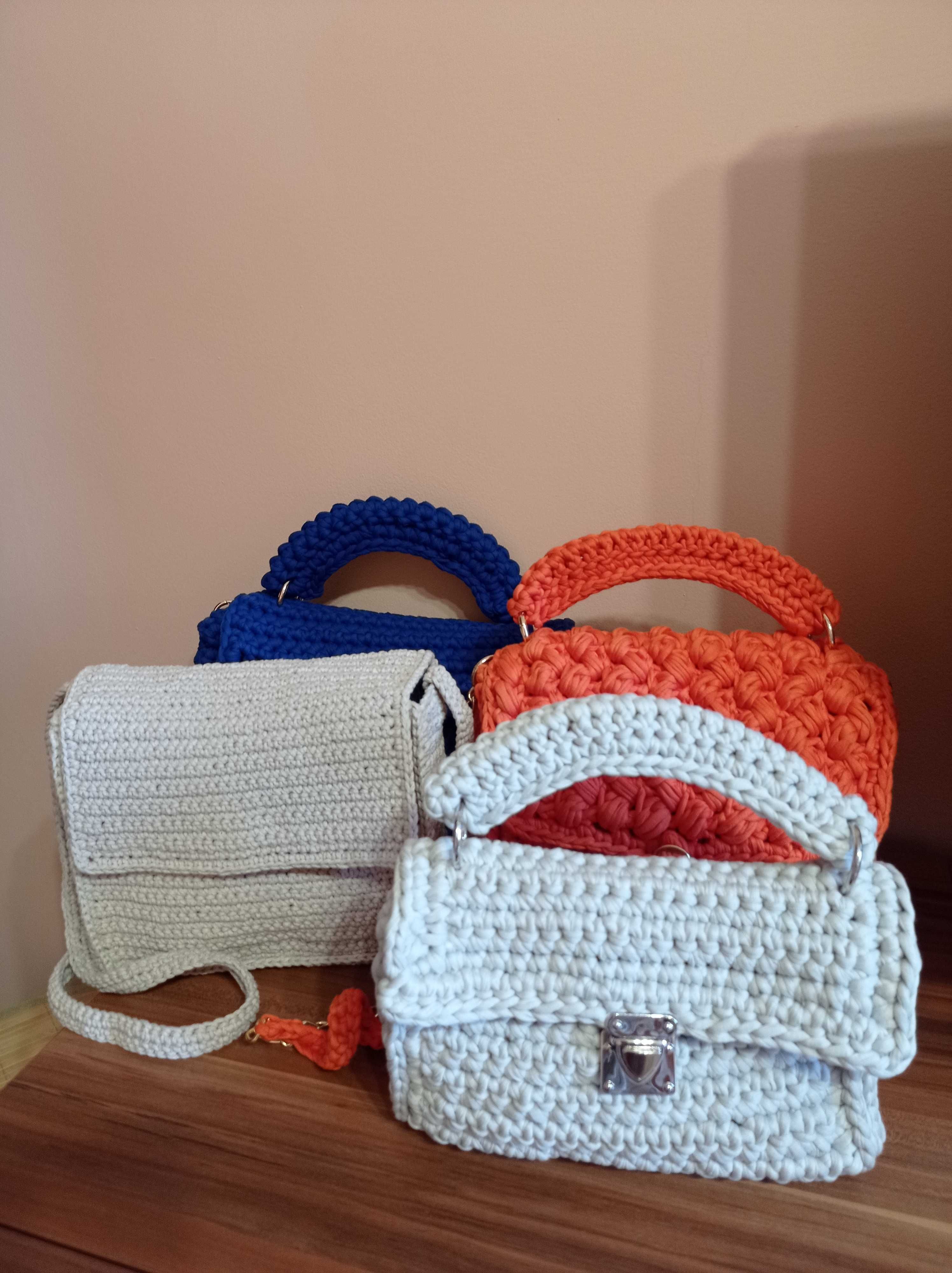 Дамски чанти ръчно плетени