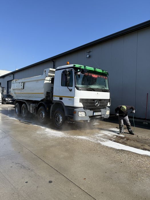 Vand 8x4 mercedes actros