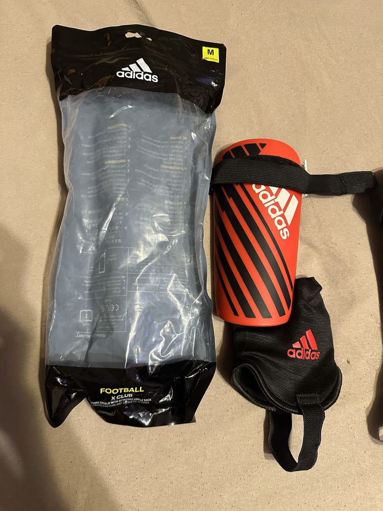 Футболни кори на Adidas