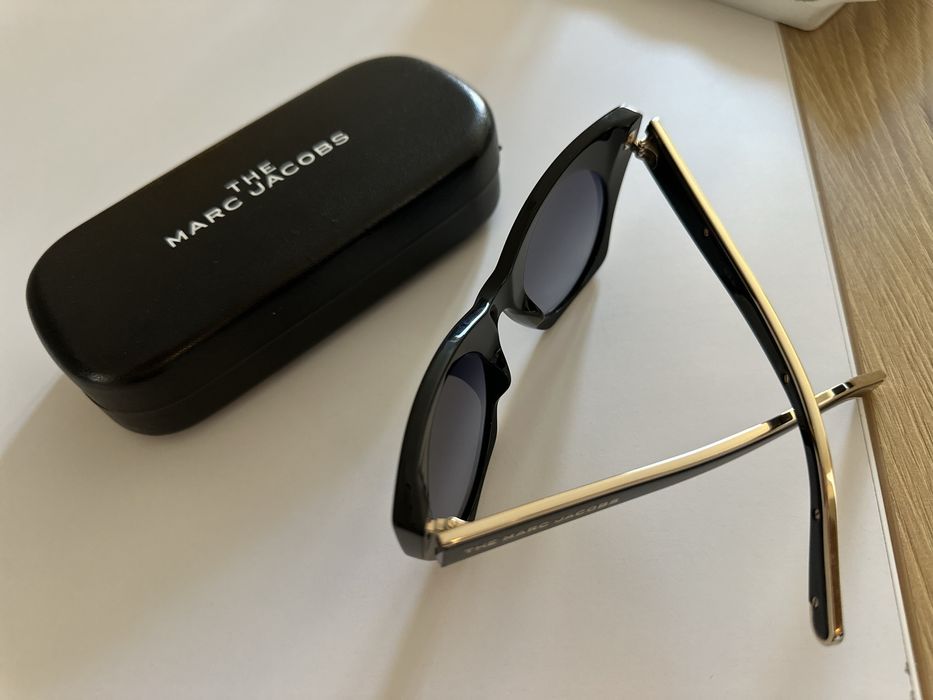 Оригинални слънчеви очила The Marc Jacobs