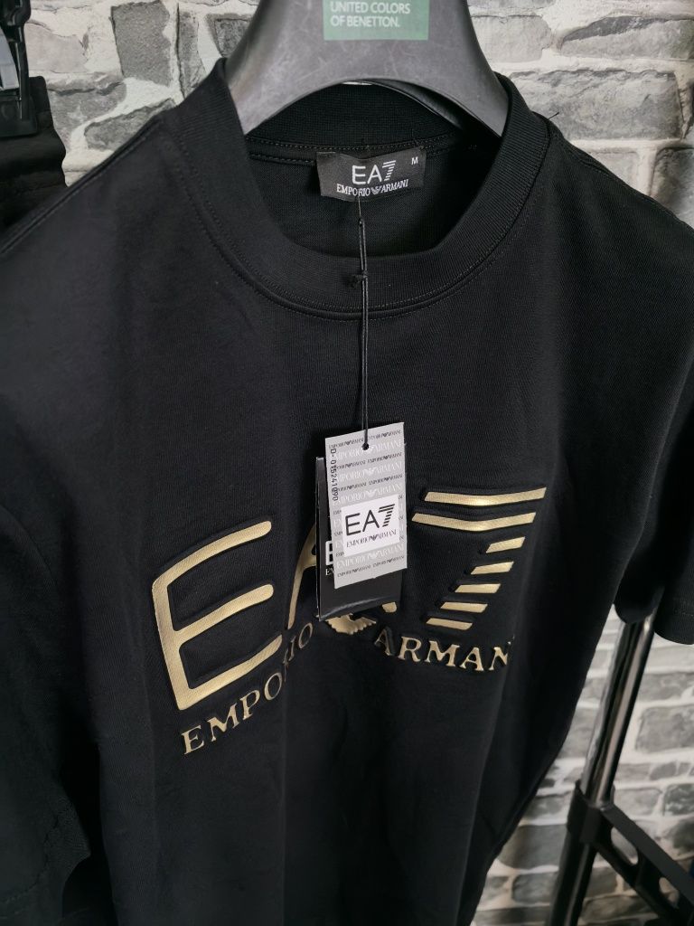 Emporio Armani летен екип