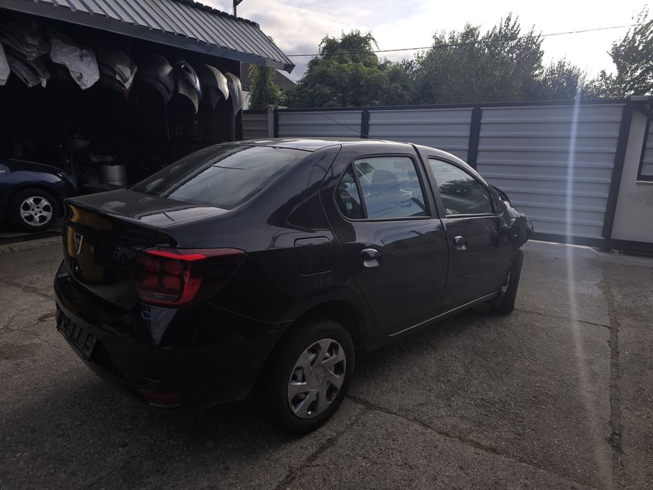 Usa dacia logan lateral stanga sau dreapta negru metalizat