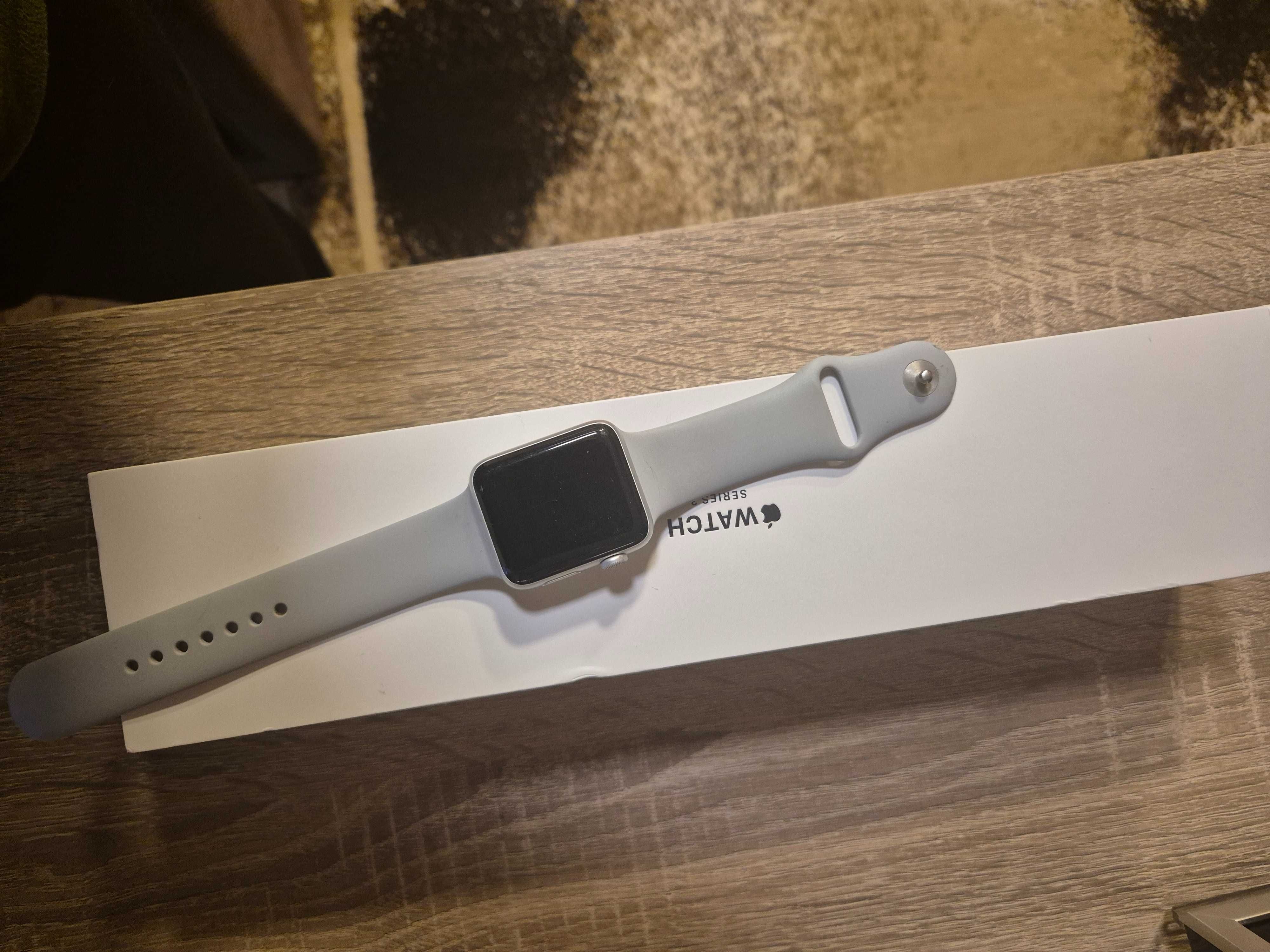 Apple watch серия 2 и серия 3