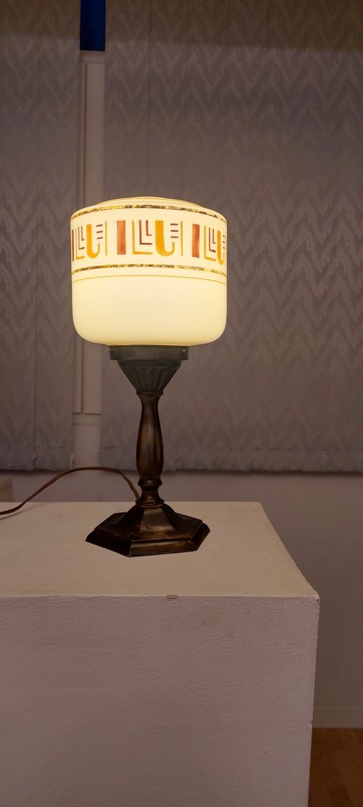 Lampa veioza vintage colectie alama opalina Art Deco Belgia 1920