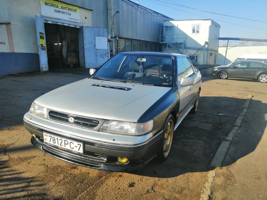 Накладка на передний бампер Subaru Legacy  (ЗУБИЛО)