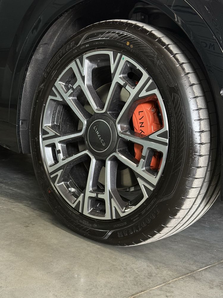 Lync & Co 900 Suv Sotuvda tayyor