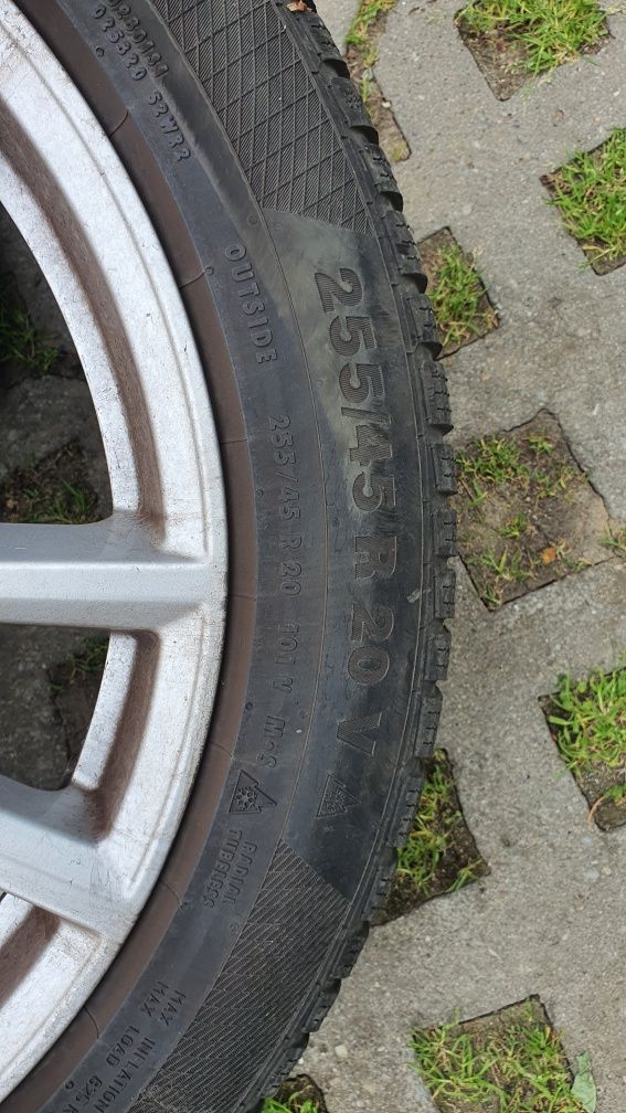 Anvelope iarnă SH 255/45 R20 V Continental