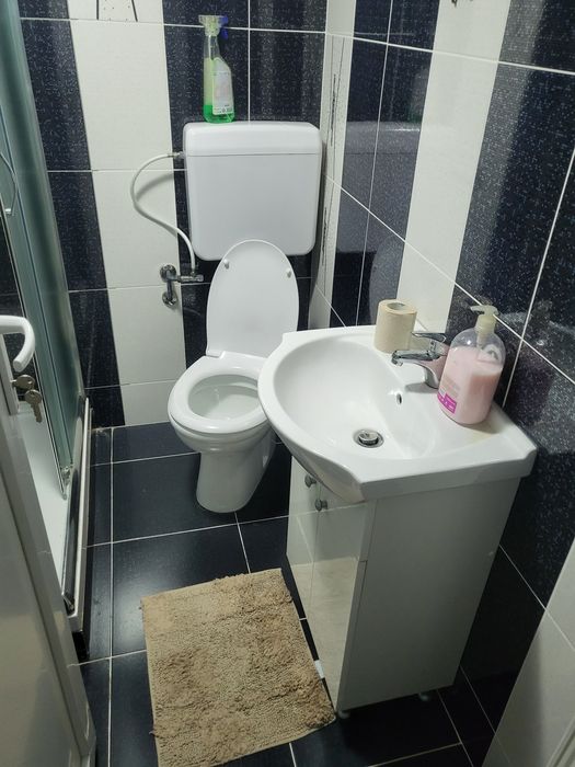 Inchiriez garsoniera