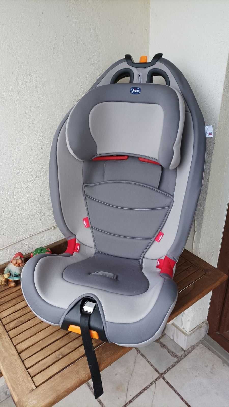 Столче за кола Chicco Gro-Up 123 (9-36 кг)