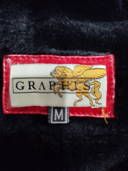 Продам зимнюю куртку