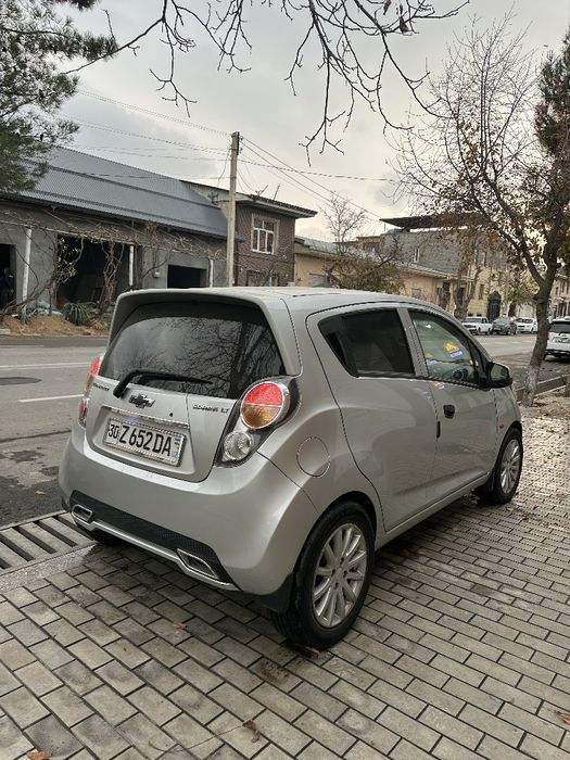 Spark 2011. 3 pozitsa mexanika kraska toza probeg71. 000