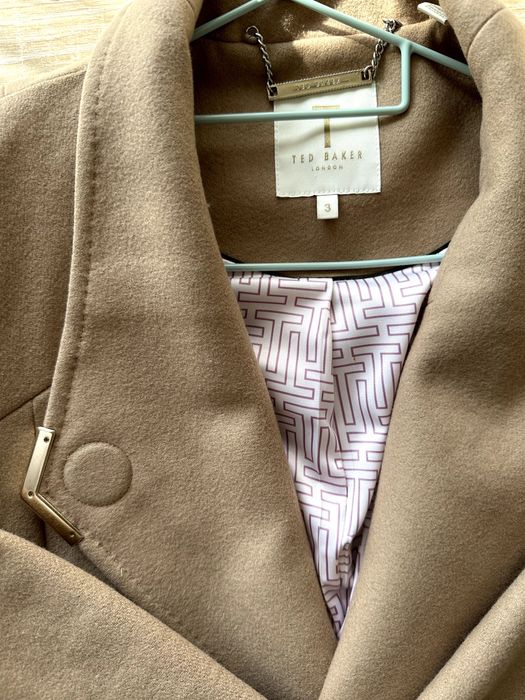 Кафяво дамско палто Ted Baker от 100% вълна