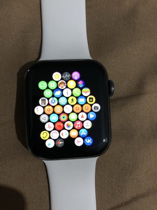 Apple Watch 6 series 44 мм