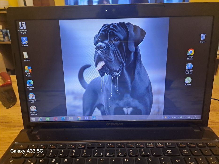 Продавам лаптоп Lenovo