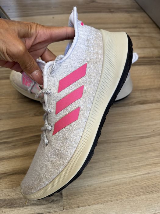 Оригинални маратонки Adidas SENSEBOUNCE+! 42 н