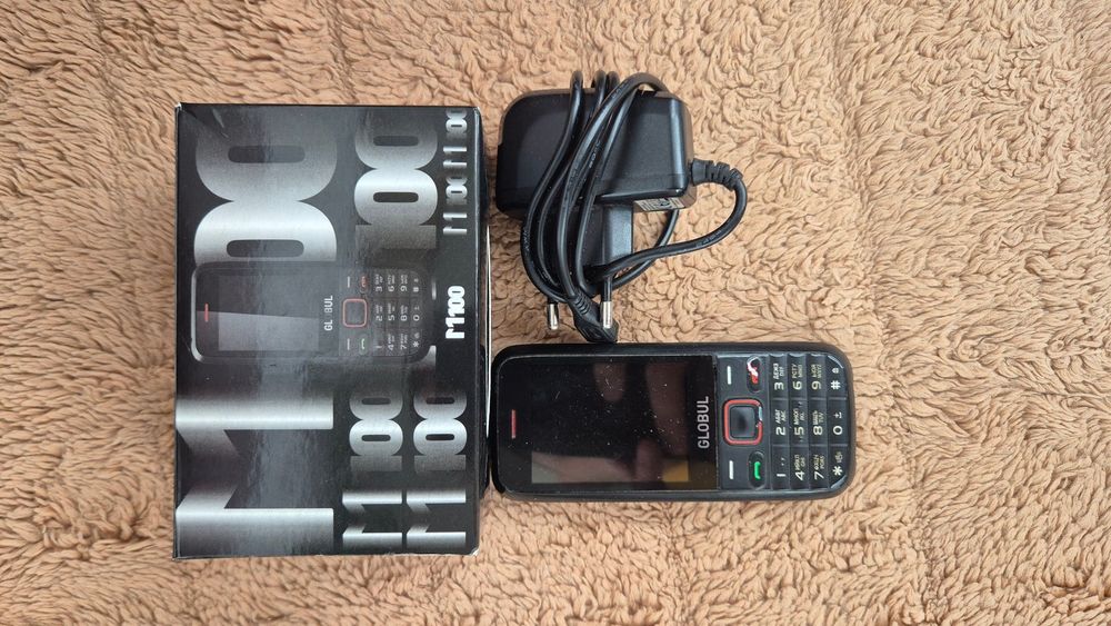 Телефон Telenor / Globul M100