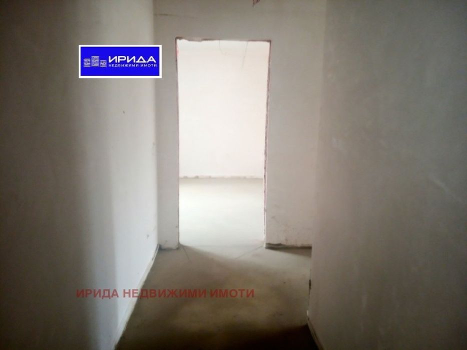 Тристаен апартамент в Борово с АКТ 15!