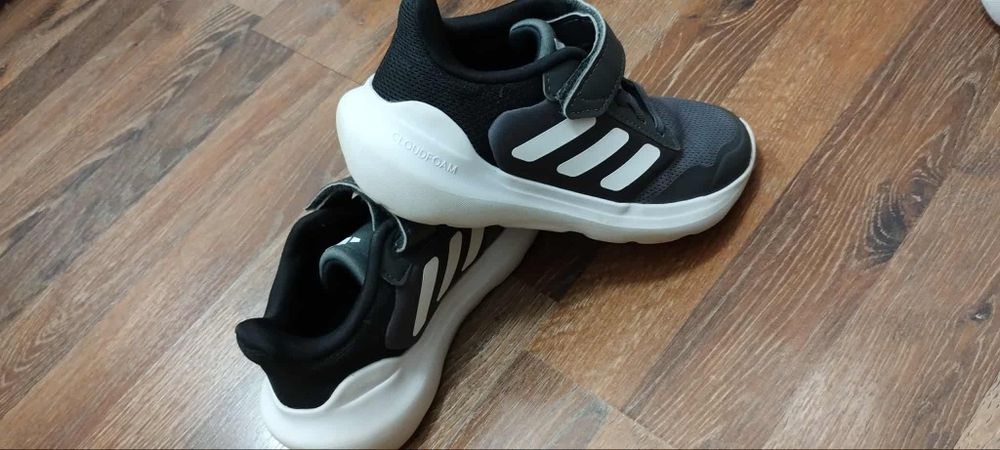 Adidas детски маратонки