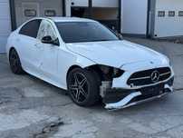 Mercedes C220d AMG 4Matic Model 2024 usor avariat