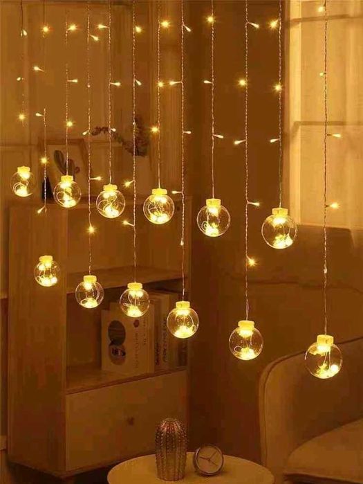 Ghirlanda Luminoasa 3 M cu 12 Globuri, Lumina calda