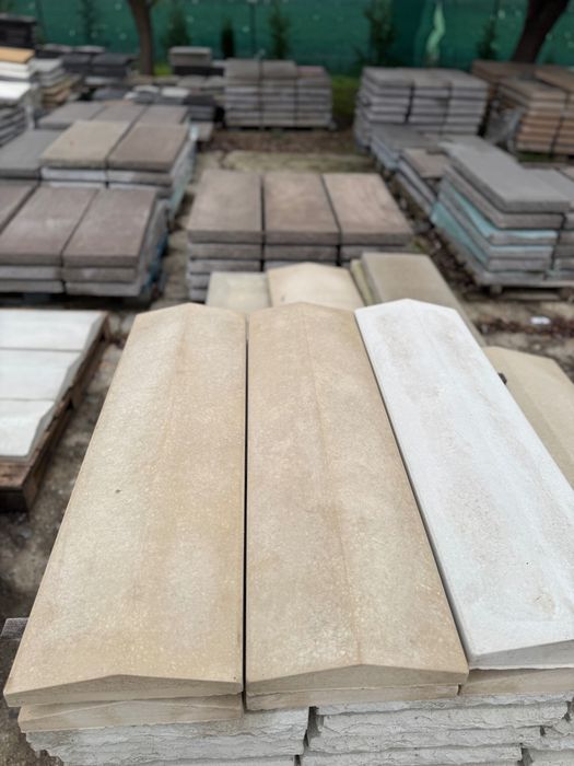 Coame gard în două ape