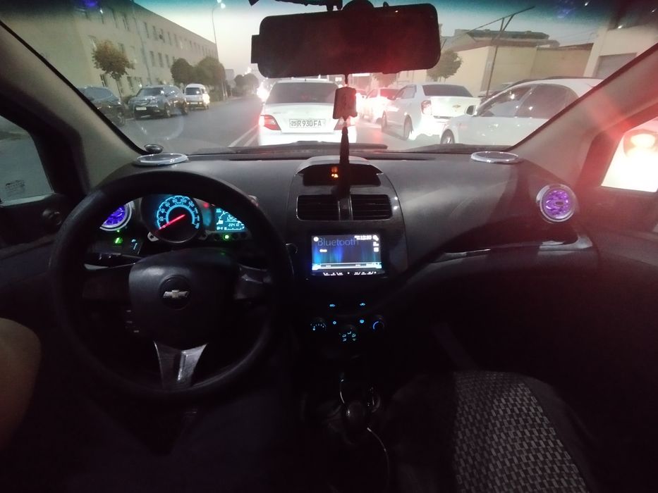 Spark sotiladi xolati alo