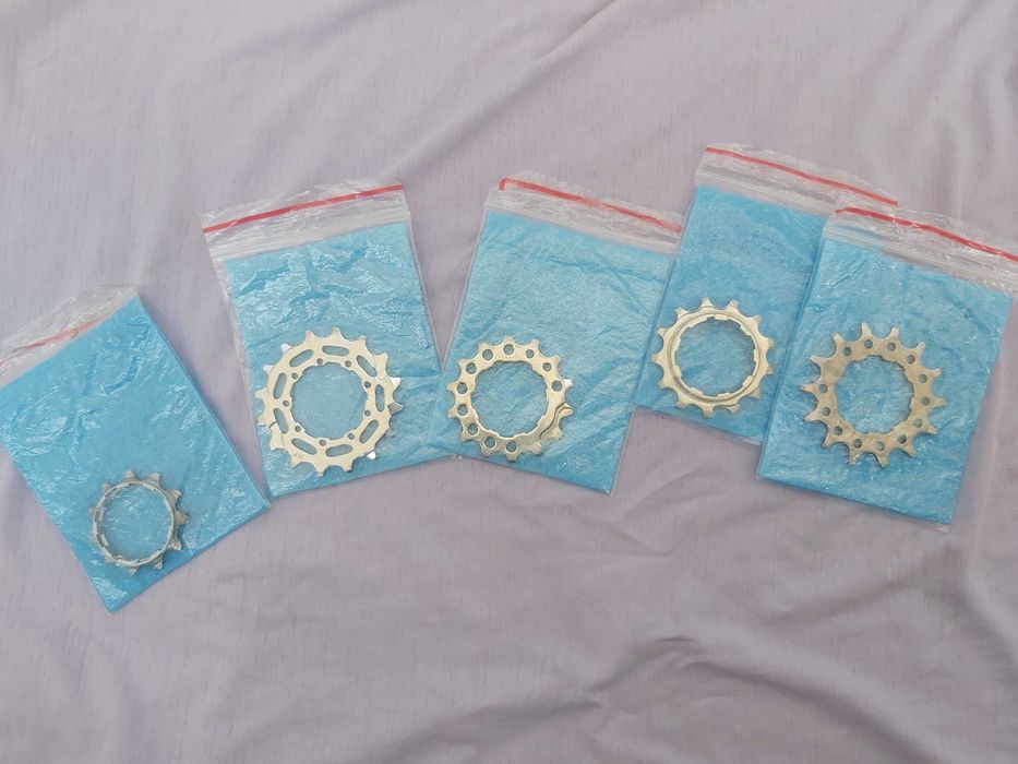 Pinioane raport single speed pt butuci cu caseta (pret pe bucata)