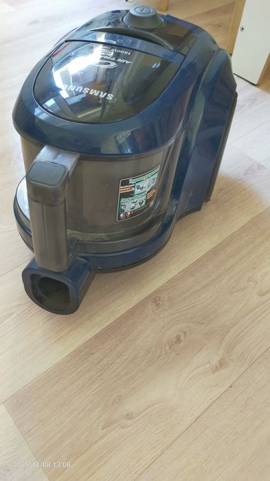 Пылесос самсунг.