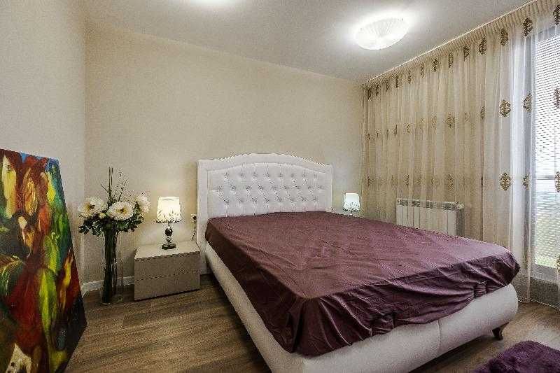 Продава се Тристаен апартамент в София, Стрелбище - 94 кв.м за 2000 €/кв.м - Снимка #5