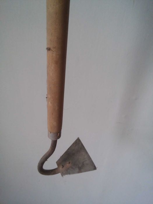 Продам тяпку б у. Цена окончательная