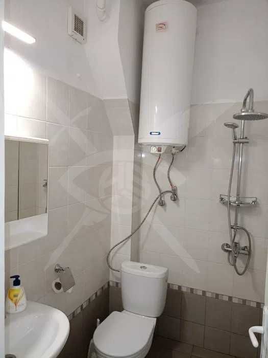 Продава се Двустаен апартамент в Варна, Център - 70 кв.м за 3558 €/кв.м - Снимка #4