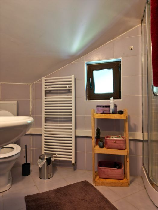 Cabana Belis de inchiriat cu ciubar, 6 - 7 persoane