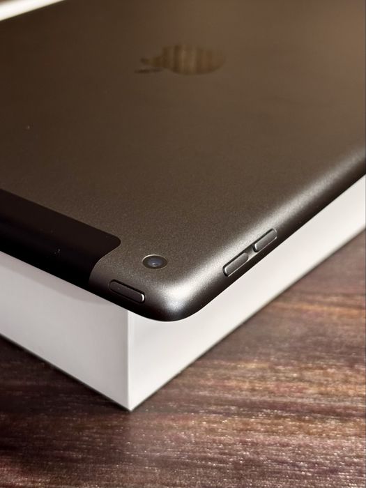 PACHET iPad 10.2” 2021 (9th gen) Wi-Fi + Cellular Space Grey