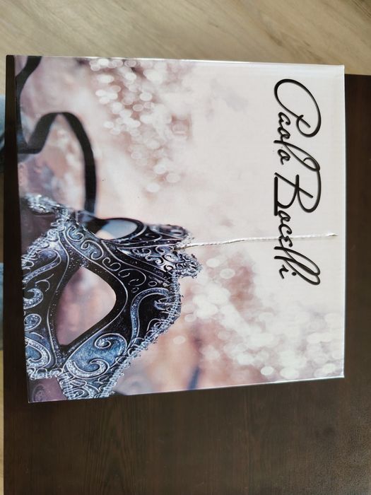 Сандали на висок ток