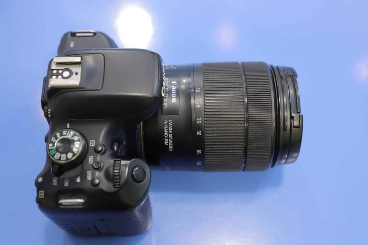 Цифровой фотоаппарат Canon EOS 750D