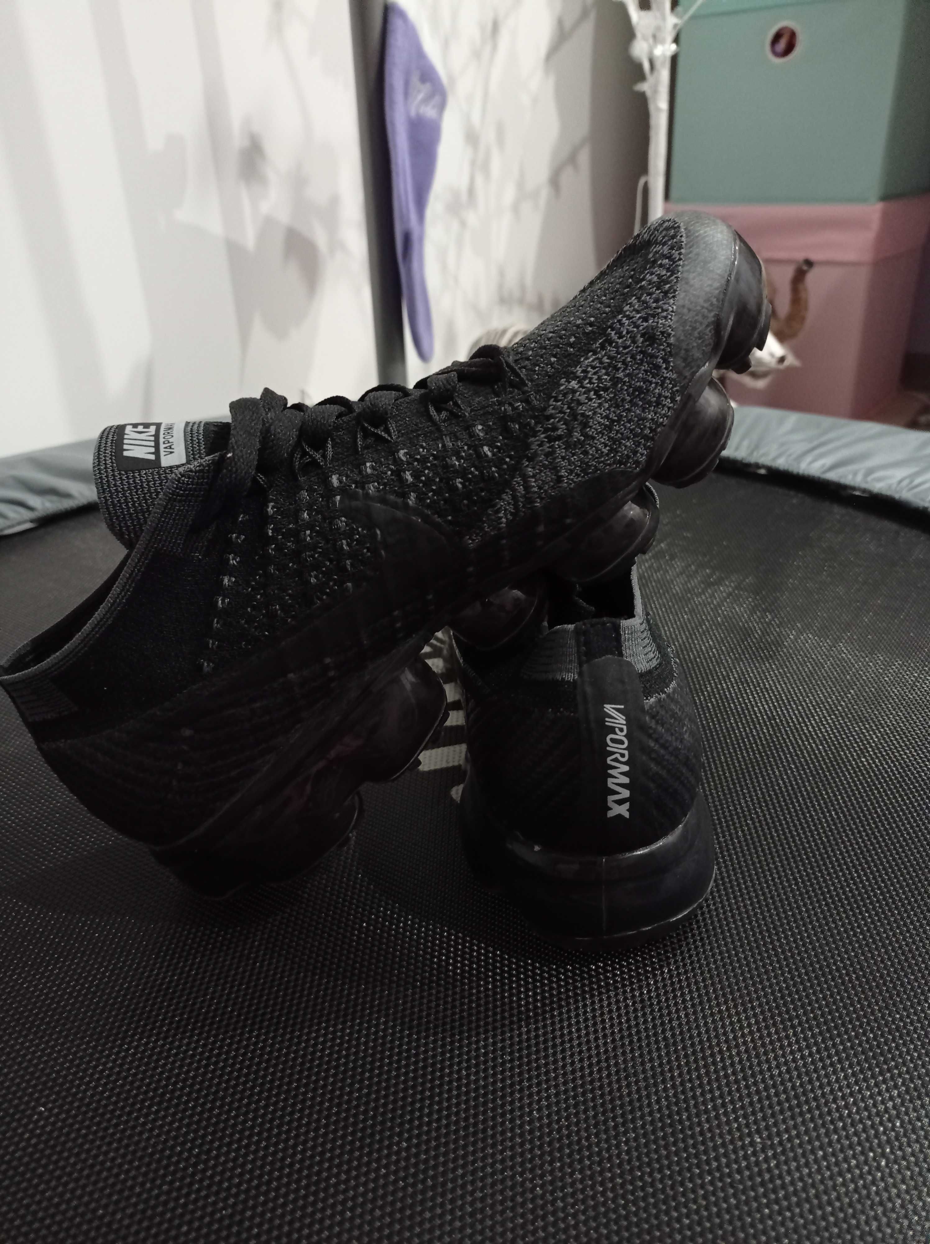 Маратонки Nike vapor max