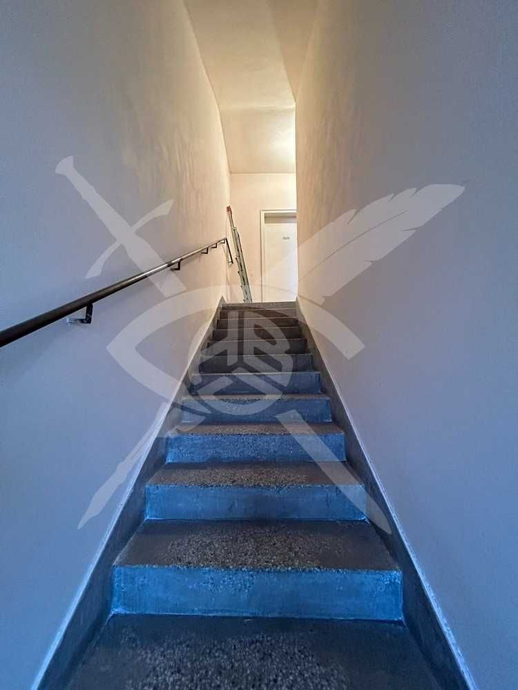 Продава се Къща в Божурище - 490 кв.м за 735 €/кв.м - Снимка #5