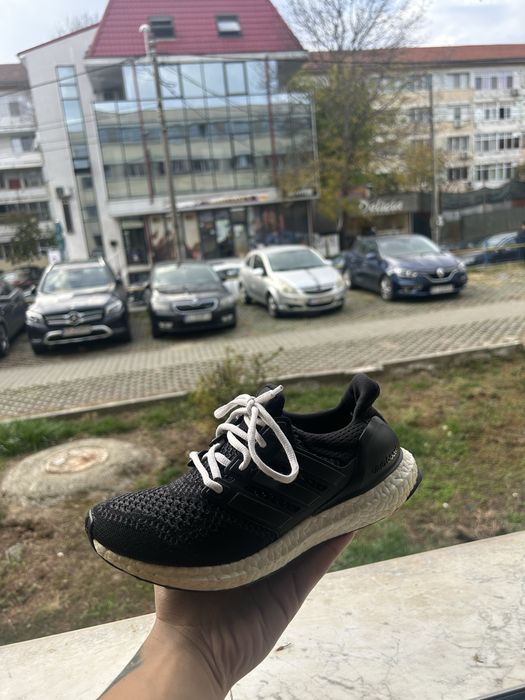 Vand Adidasi Adidas UltraBoost