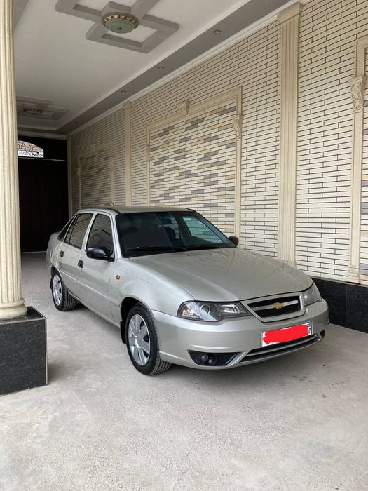 Нексия 2 срочна сотилади