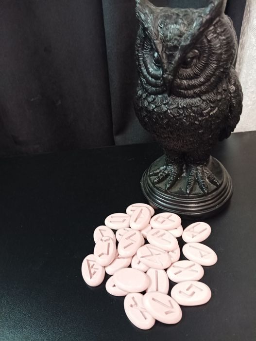 Руны ручной работы из высокопрочного камня